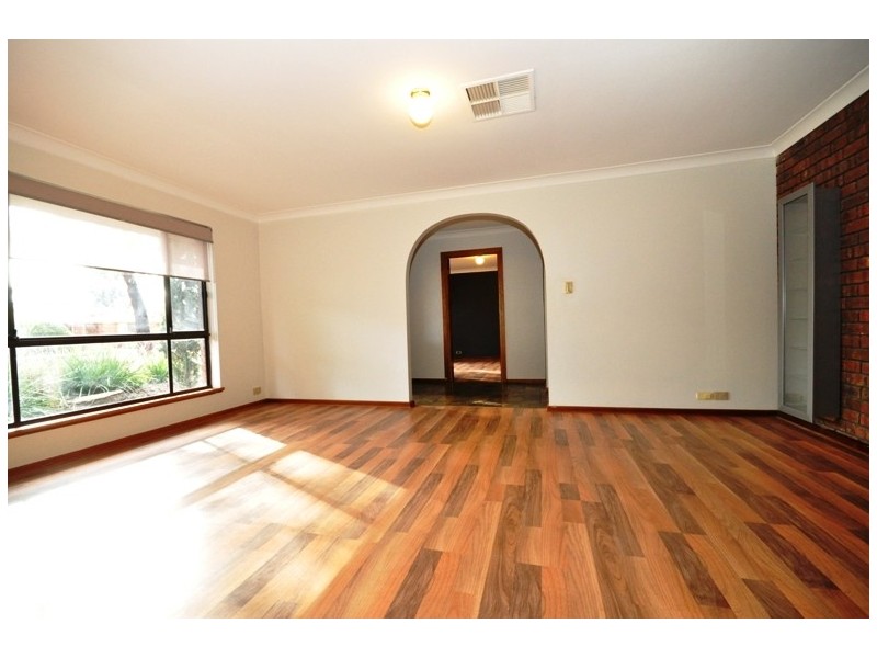 18 Blakiston Court, Paralowie SA 5108