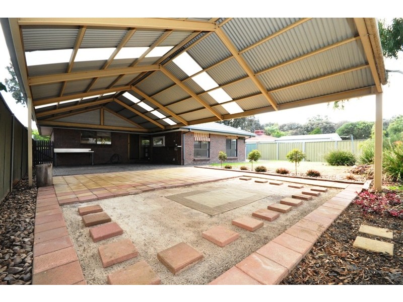 18 Blakiston Court, Paralowie SA 5108
