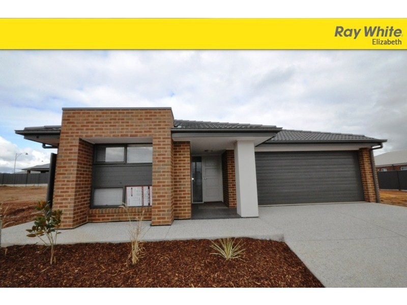 3 Highland Cir, Blakeview SA 5114