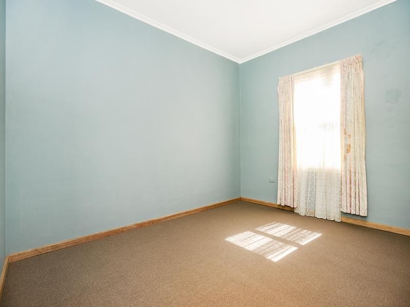 11 Leslie Street, Elizabeth East SA 5112