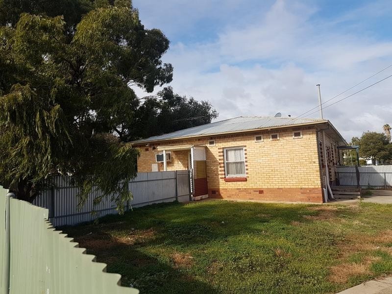 11 Leslie Street, Elizabeth East SA 5112