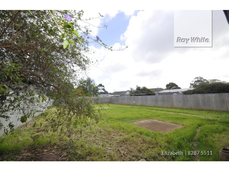 6. Green St, Elizabeth Park SA 5113