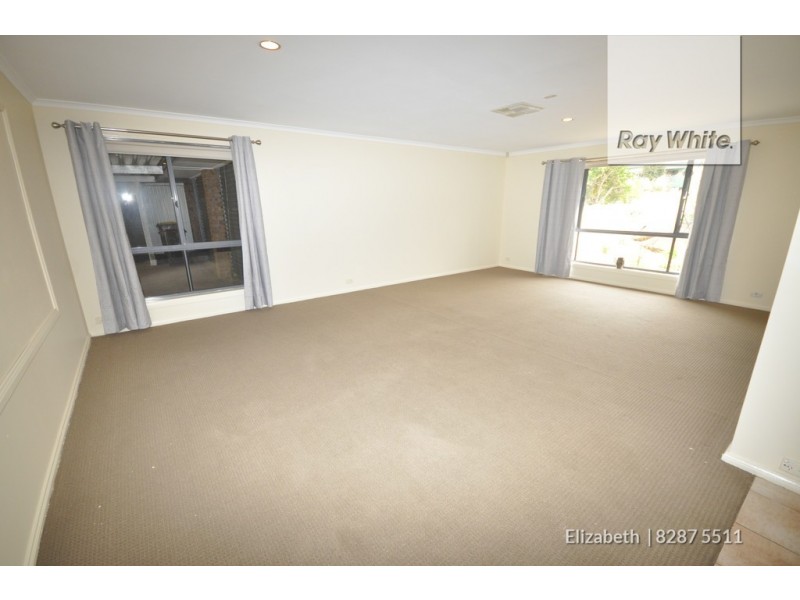 9 Oberon Court, Hillbank SA 5112