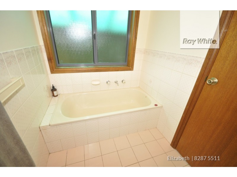 9 Oberon Court, Hillbank SA 5112