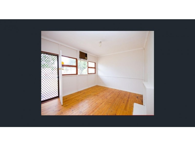 17 Stone Road, Elizabeth Downs SA 5113