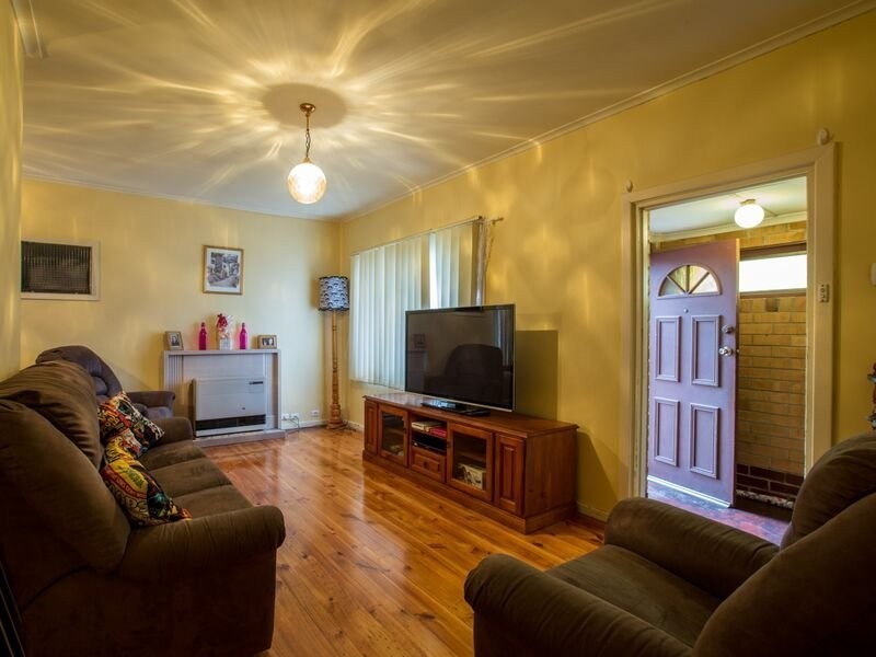2 Crisp Road, Elizabeth Downs SA 5113