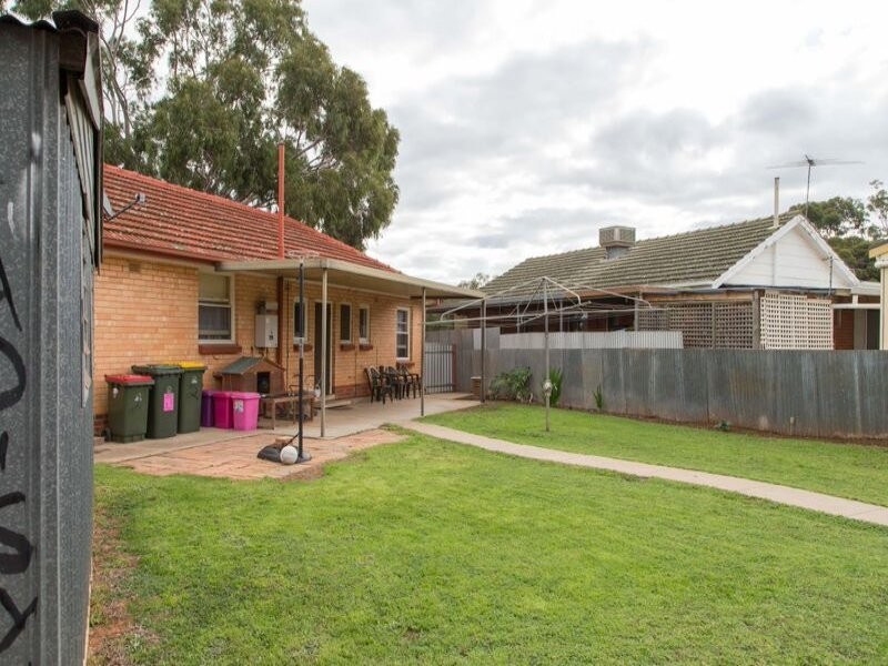 2 Crisp Road, Elizabeth Downs SA 5113