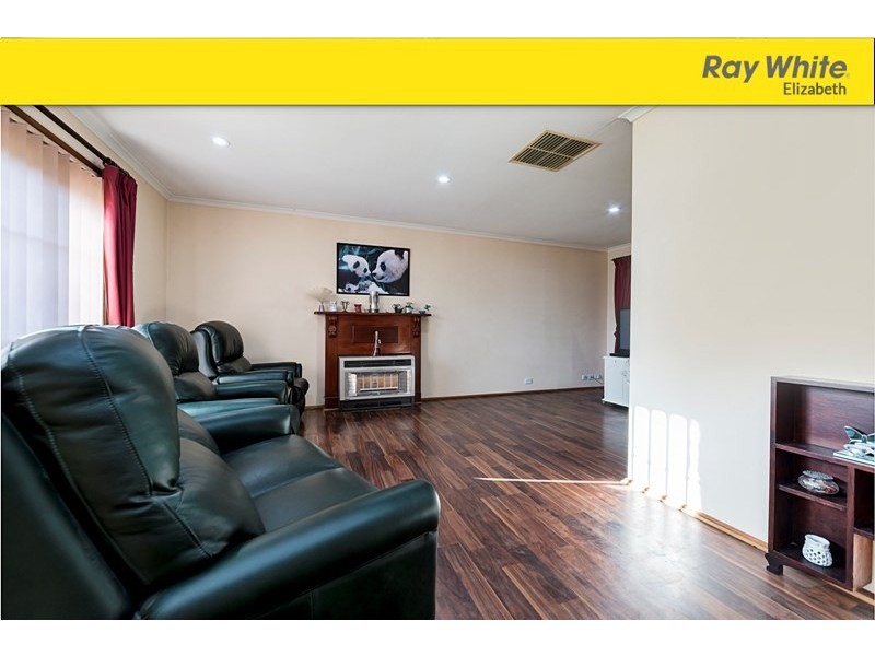 1 Grace Avenue, Andrews Farm SA 5114