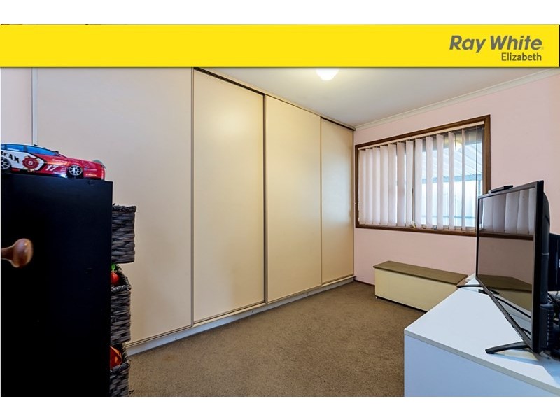 1 Grace Avenue, Andrews Farm SA 5114