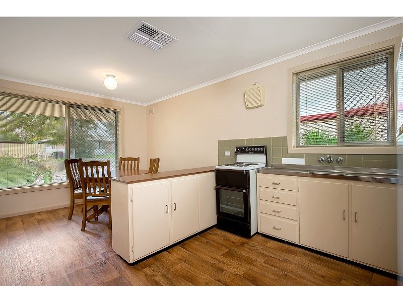 14 Walditch Street, Elizabeth Downs SA 5113