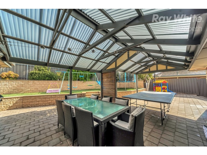 15 Mantua Ct, Greenwith SA 5125