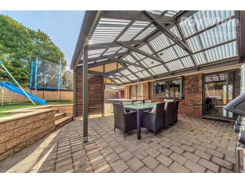 15 Mantua Ct, Greenwith SA 5125