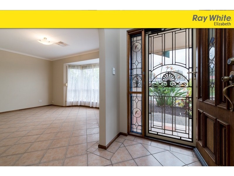 6 Castle Court, Blakeview SA 5114