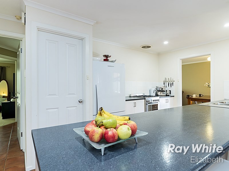 6 Mildren Court, Greenwith SA 5125