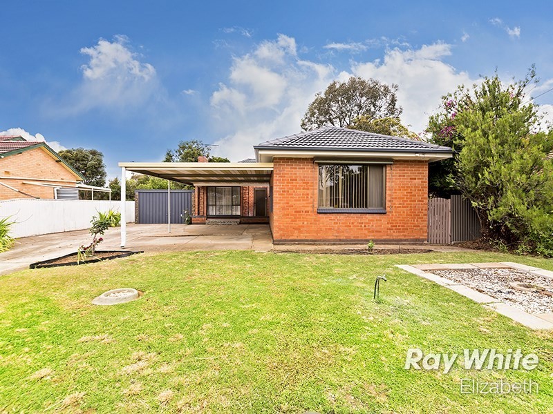 15 Marleycombe Road, Elizabeth Vale SA 5112
