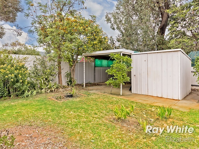 15 Marleycombe Road, Elizabeth Vale SA 5112