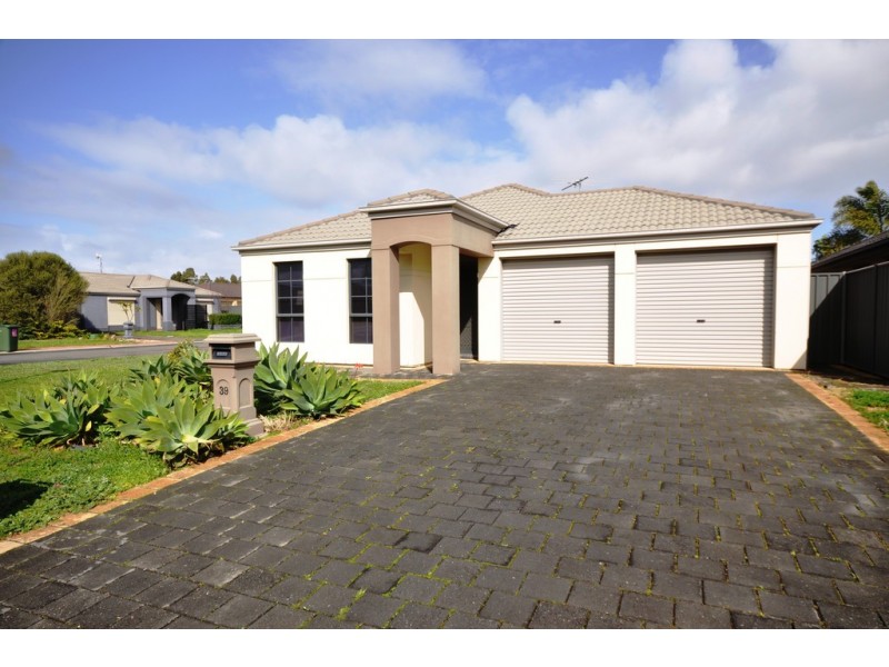 39 Lakeside Drive, Andrews Farm SA 5114