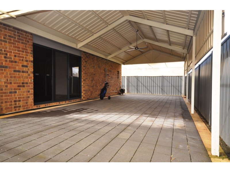 39 Lakeside Drive, Andrews Farm SA 5114