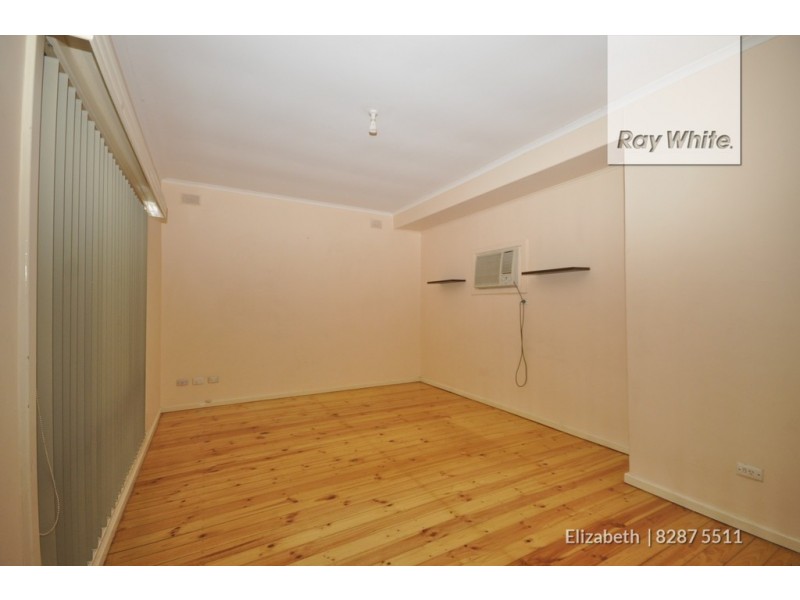 38 St Leonard Crescent, Elizabeth Downs SA 5113