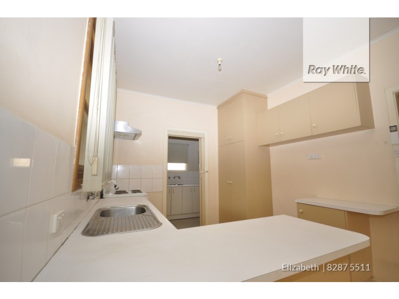 38 St Leonard Crescent, Elizabeth Downs SA 5113