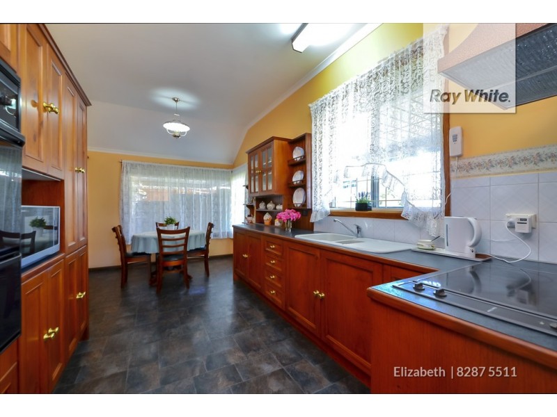 6 Abelia Street, Elizabeth Vale SA 5112