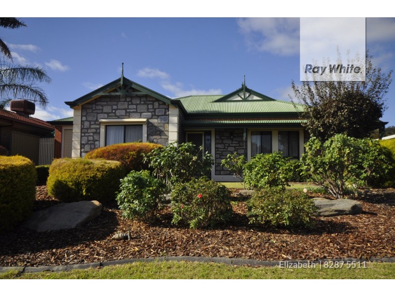 8 Oberon Court, Hillbank SA 5112