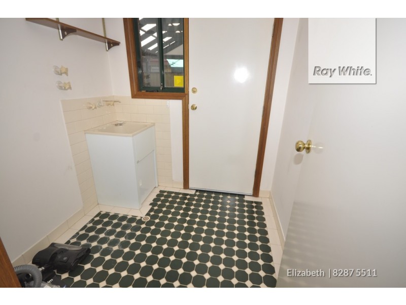 8 Oberon Court, Hillbank SA 5112