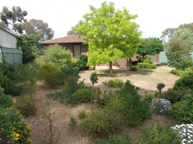 9 Paginton Crescent, Elizabeth East SA 5112