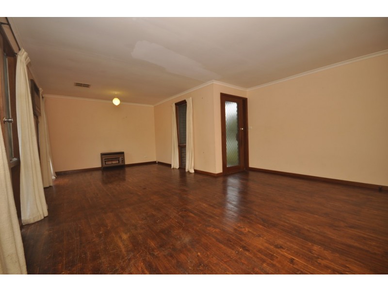 9 Paginton Crescent, Elizabeth East SA 5112