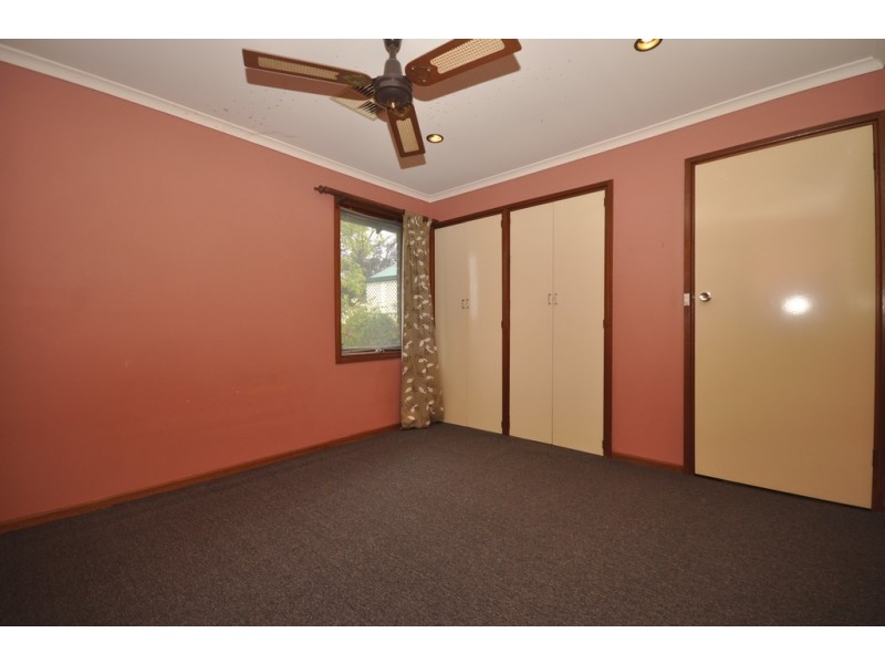 9 Paginton Crescent, Elizabeth East SA 5112