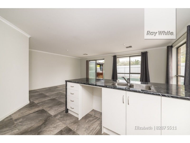 28 Burdon Street, Elizabeth Park SA 5113