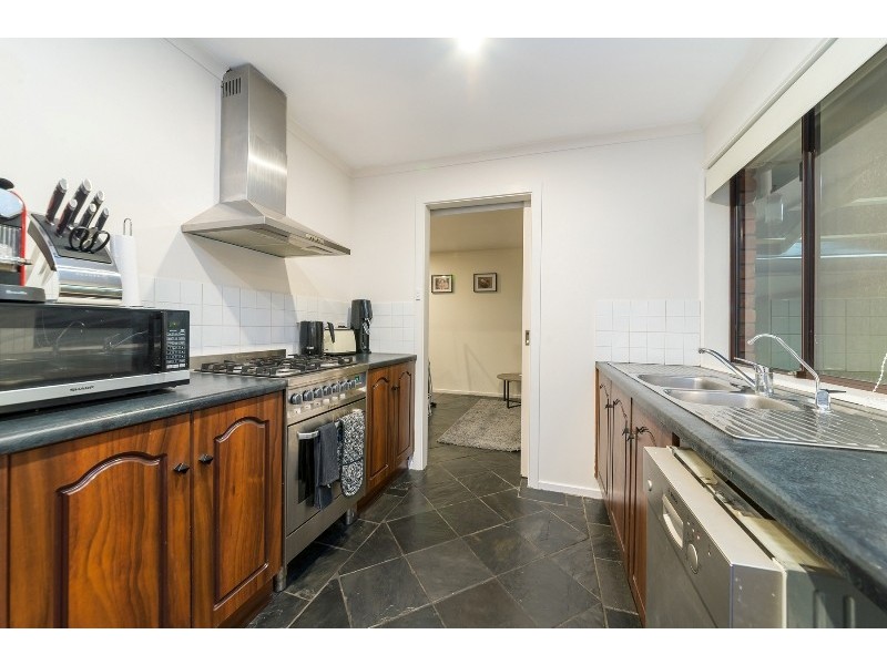 16 Oberon Court, Hillbank SA 5112