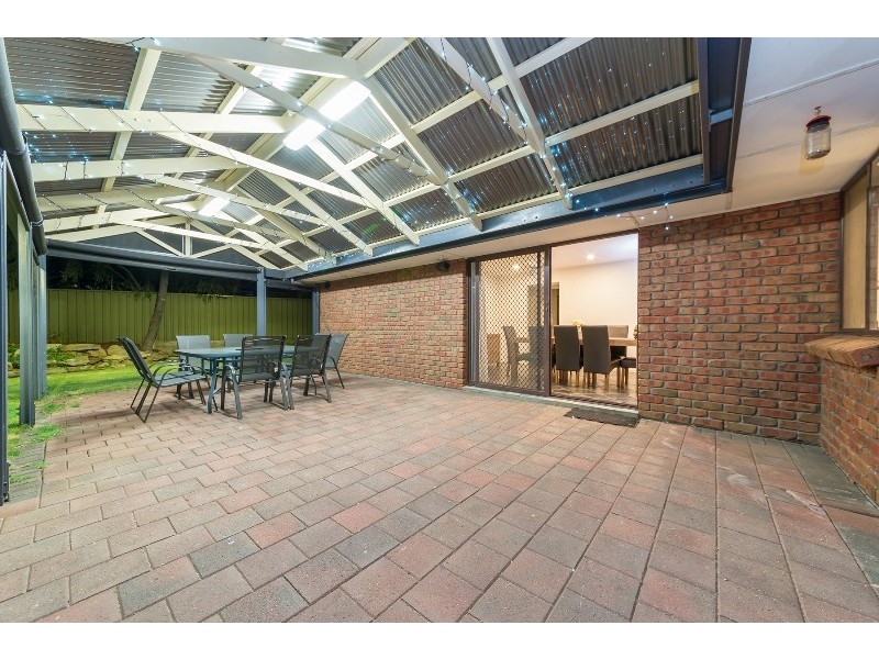 16 Oberon Court, Hillbank SA 5112