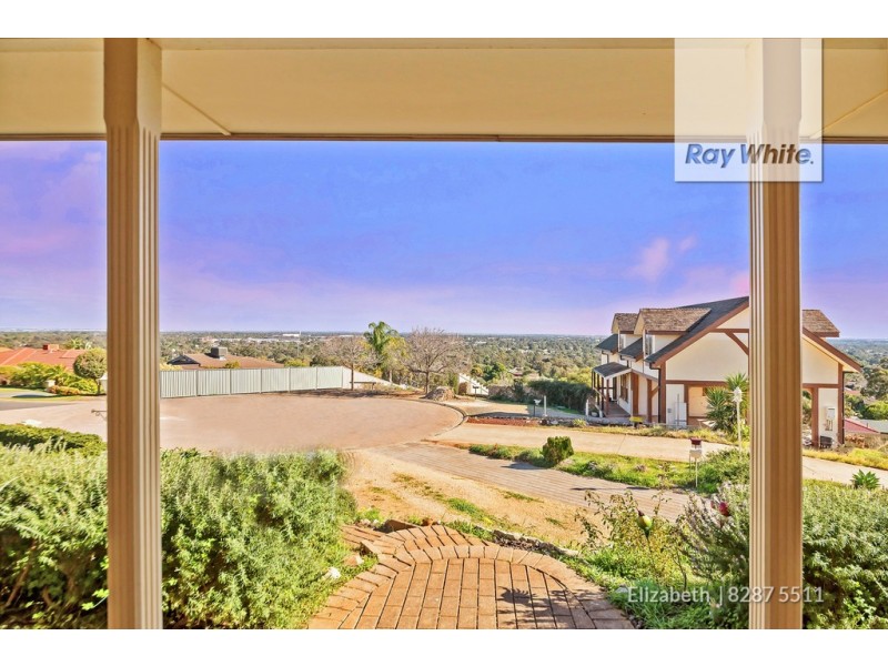 15 Cambridge Terrace, Hillbank SA 5112