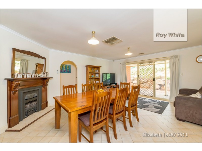 15 Cambridge Terrace, Hillbank SA 5112