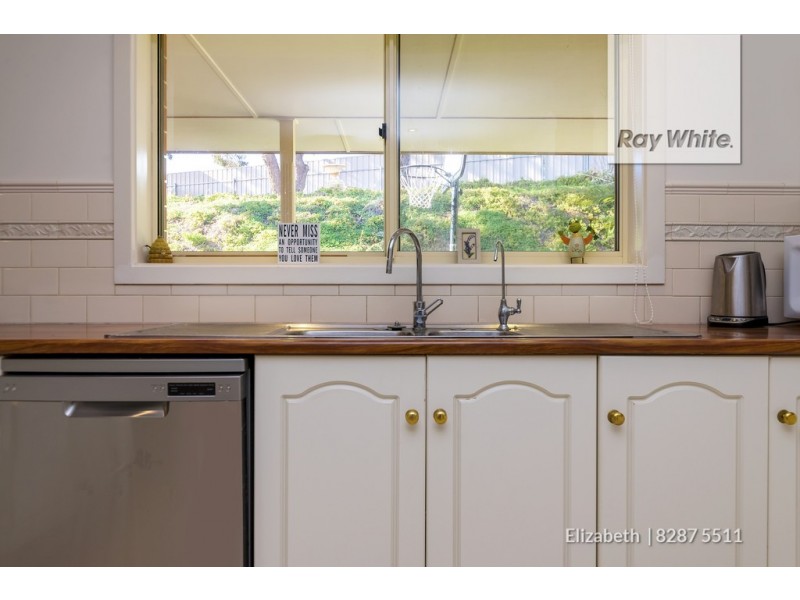 15 Cambridge Terrace, Hillbank SA 5112