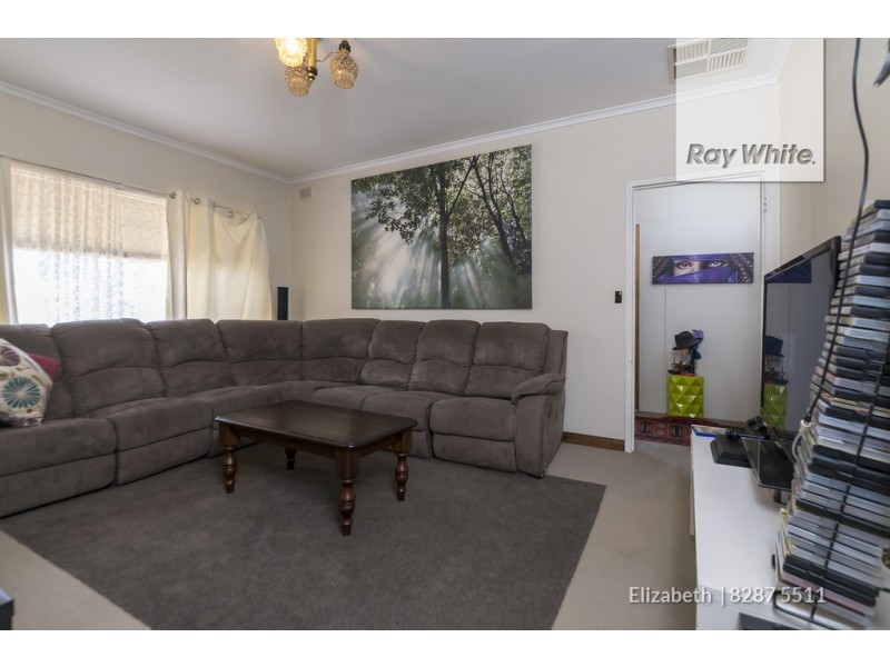 16 Harvey Drive, Salisbury East SA 5109