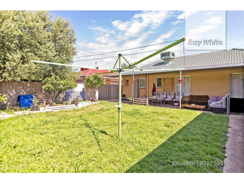16 Harvey Drive, Salisbury East SA 5109
