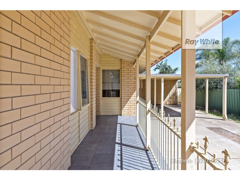 5 Alawoona Road, Munno Para SA 5115