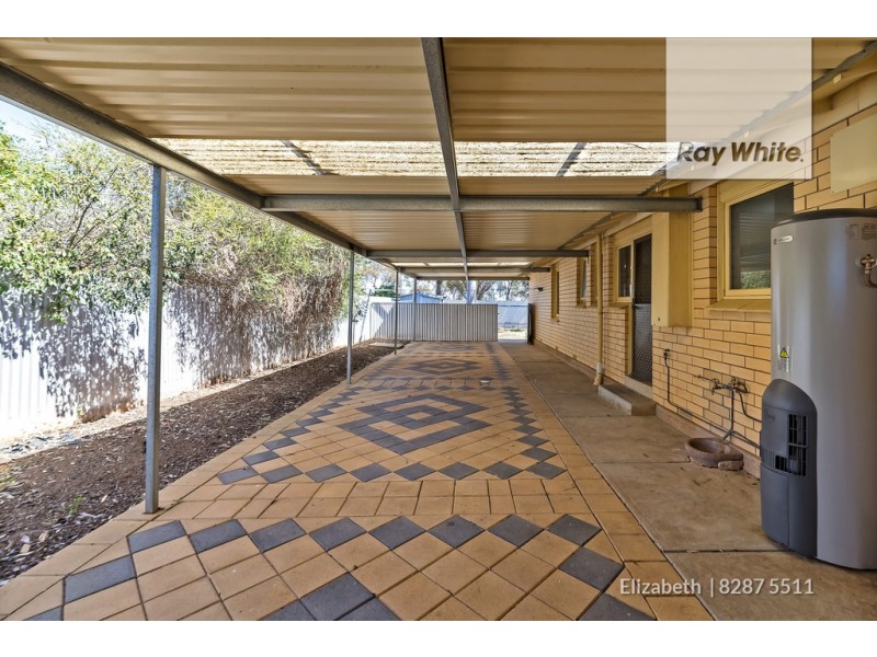 5 Alawoona Road, Munno Para SA 5115