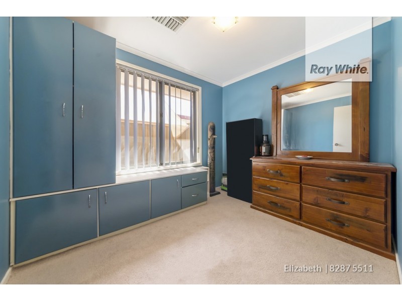 2 Hutton Avenue, Andrews Farm SA 5114