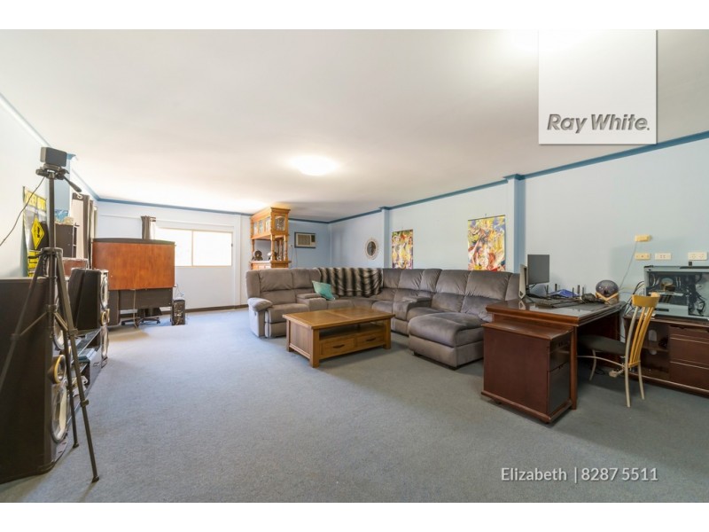 2 Hutton Avenue, Andrews Farm SA 5114