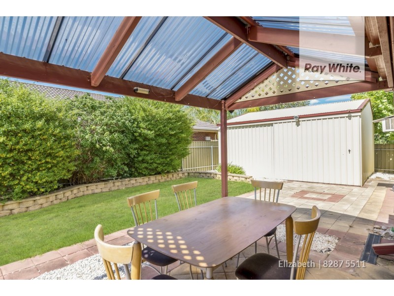 2 Hutton Avenue, Andrews Farm SA 5114