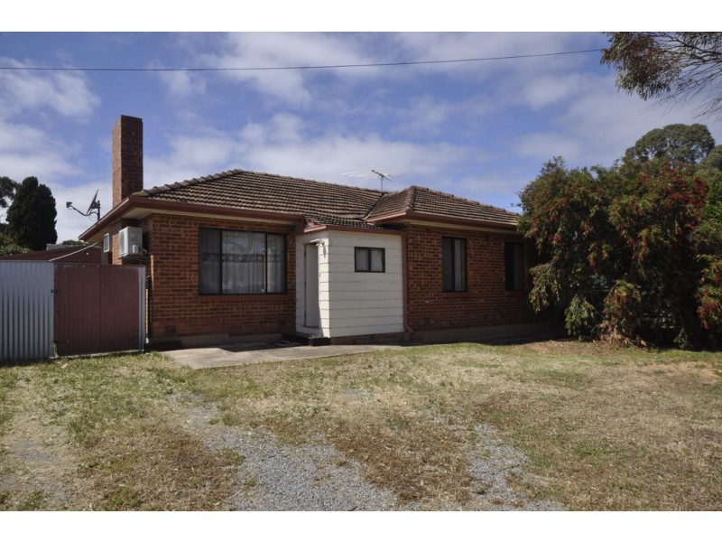 16 Crisp Road, Elizabeth Downs SA 5113