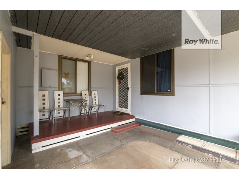 15 Grayling Street, Elizabeth East SA 5112