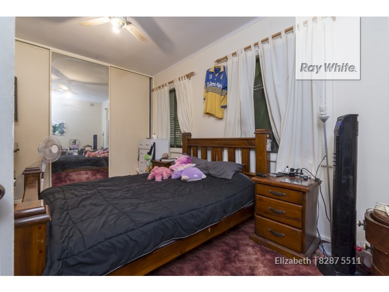 15 Grayling Street, Elizabeth East SA 5112