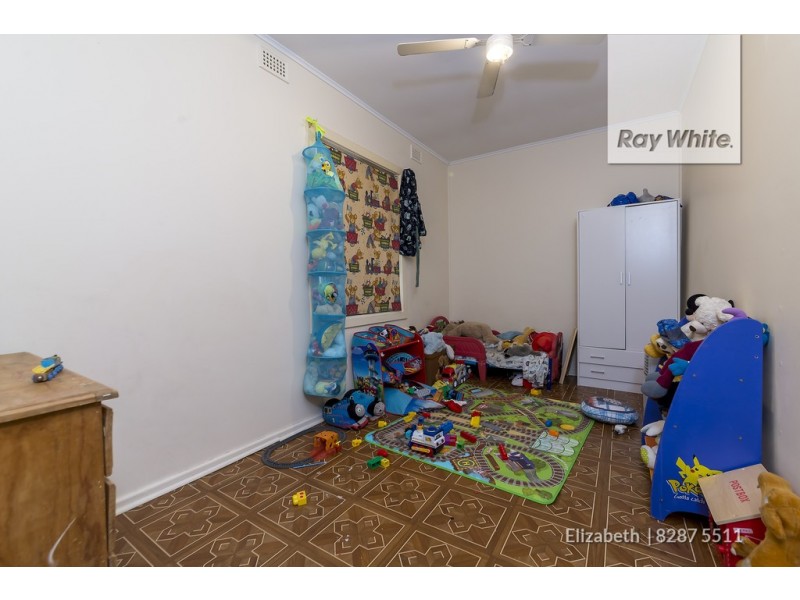 15 Grayling Street, Elizabeth East SA 5112