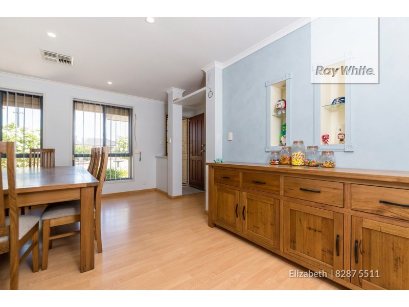 2 Hutton Avenue, Andrews Farm SA 5114