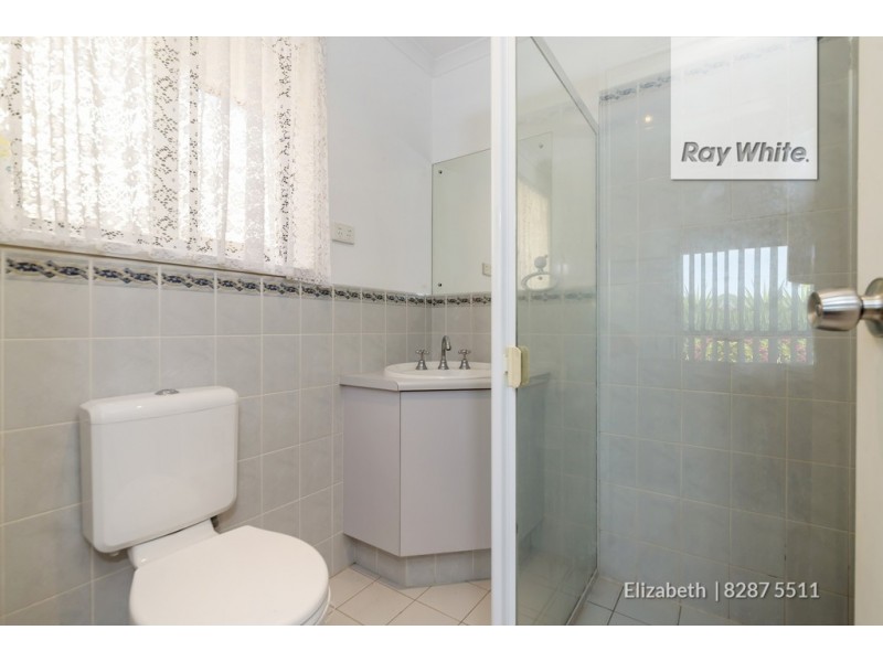 2 Hutton Avenue, Andrews Farm SA 5114