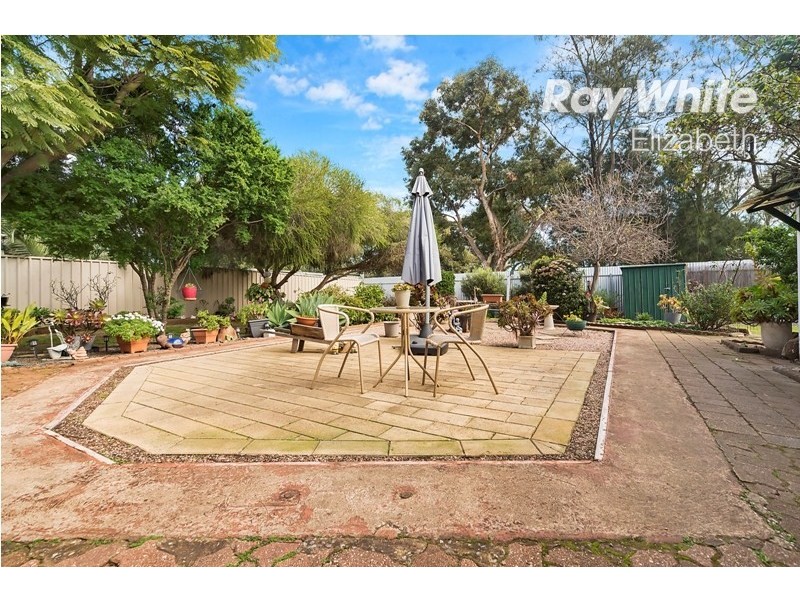 13 Barrington Road, Elizabeth Downs SA 5113